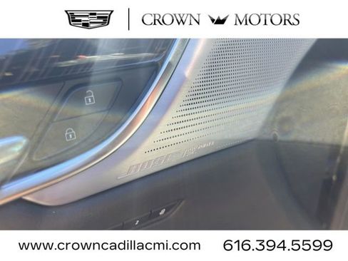 Used 2025 Cadillac XT6 Premium Luxury w/ LPO, Floor Liner Package image 18