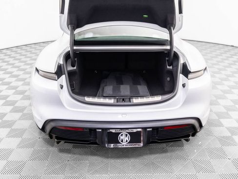 Used 2023 Porsche Taycan GTS image 31