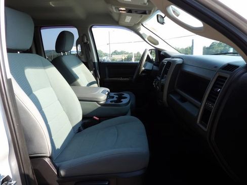 Used 2019 RAM 1500 Express w/ Express Value Package AWD/4WD image 14