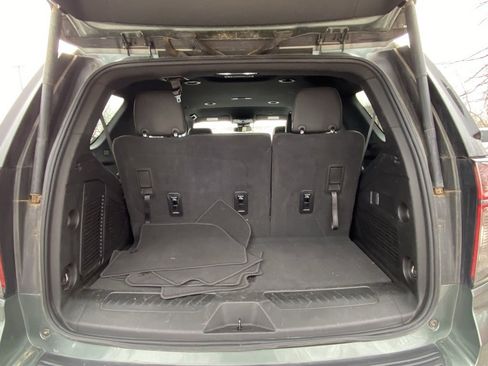 Used 2024 Chevrolet Tahoe LT image 25