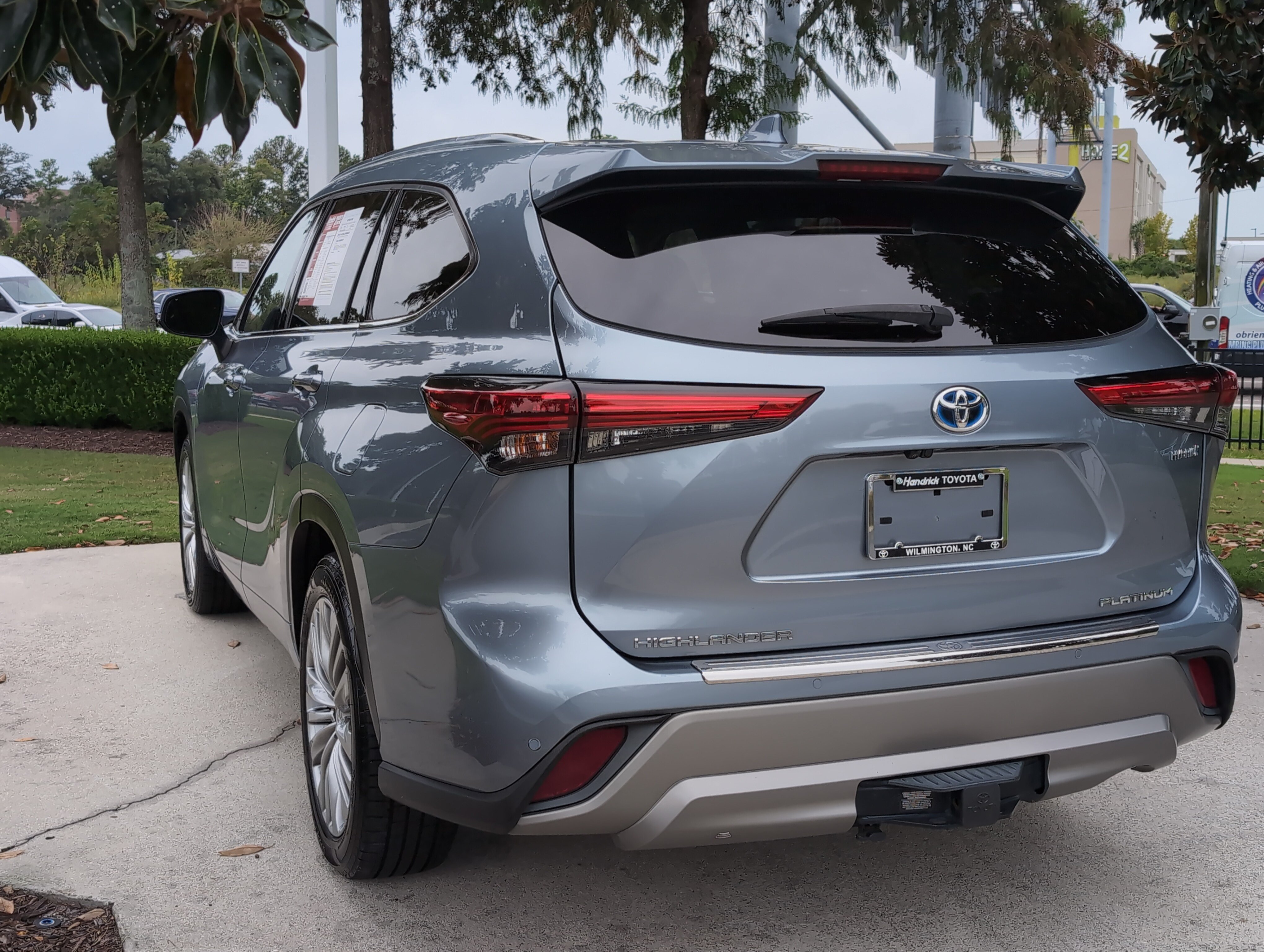 Used 2022 Toyota Highlander Platinum FWD image 8