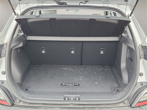 Used 2023 Hyundai Kona SE image 23