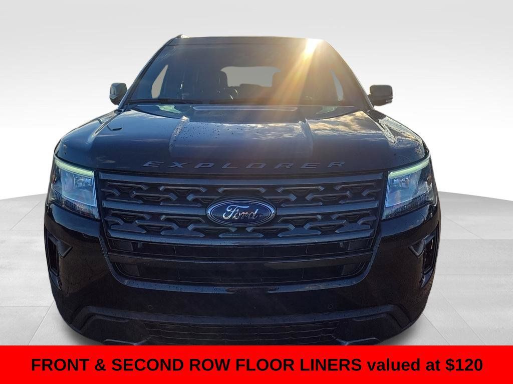 Used 2019 Ford Explorer XLT w/ Equipment Group 202A AWD/4WD image 8