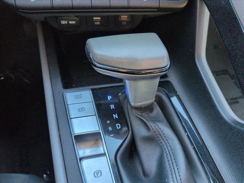 Used 2023 Hyundai Elantra SEL w/ Convenience Package image 12