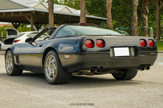 Used 1990 Chevrolet Corvette ZR-1 RWD image 6