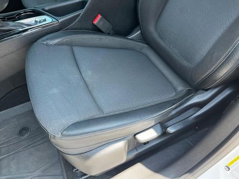 Used 2022 Buick Encore GX Preferred w/ Sport Touring Package image 15