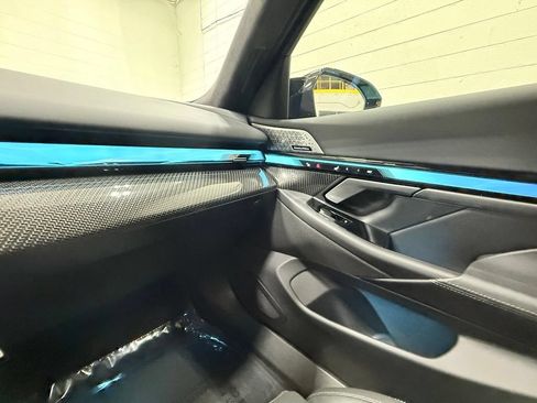 Used 2026 BMW M5 Touring AWD/4WD image 32