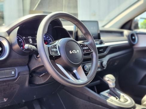 Used 2023 Kia Forte LXS FWD image 17