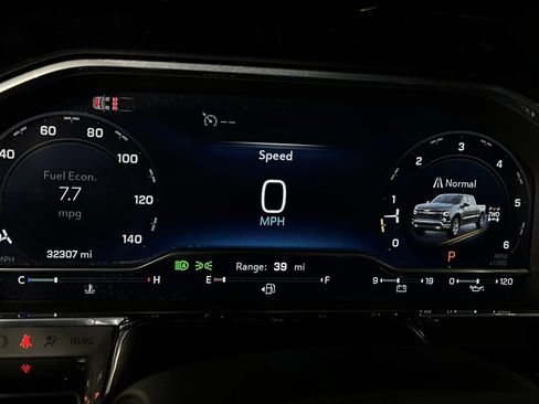 Used 2025 Chevrolet Silverado 1500 RST w/ Convenience Package II image 20