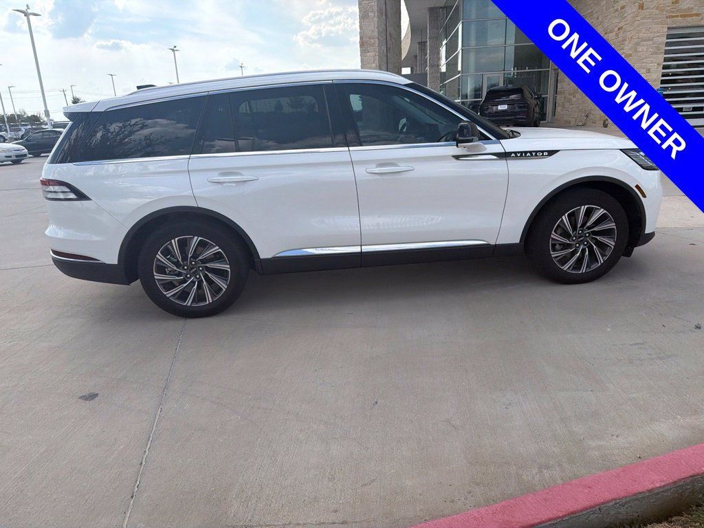 Used 2026 Lincoln Aviator 2WD image 7
