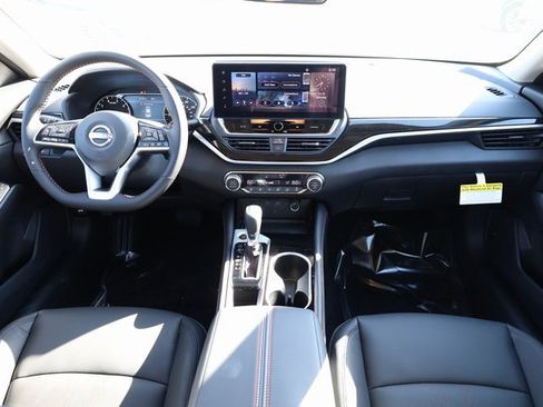 New 2025 Nissan Altima 2.5 SR w/ SR Premium Package image 14