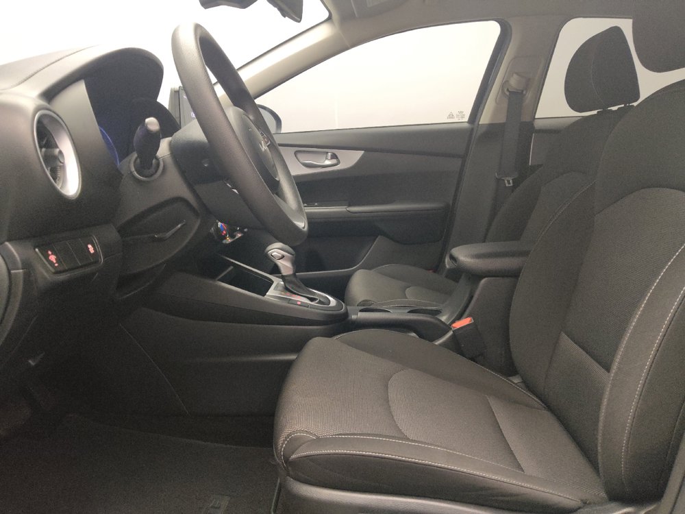 Used 2023 Kia Forte LXS FWD image 17