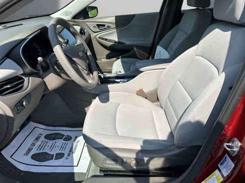 Used 2022 Chevrolet Malibu LT FWD image 12