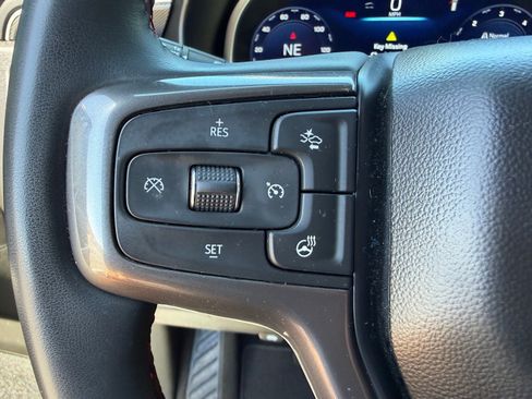 Used 2023 Chevrolet Suburban RST w/ Luxury Package AWD/4WD image 17