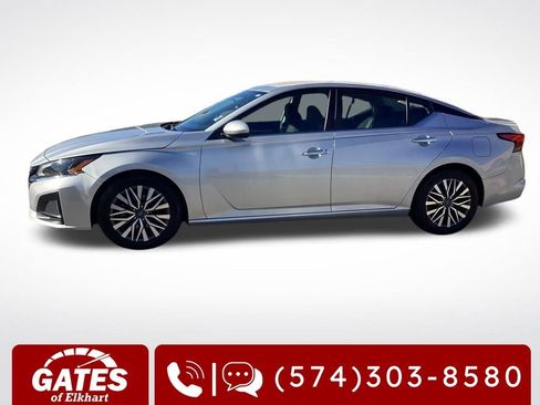 Used 2023 Nissan Altima 2.5 SV image 6