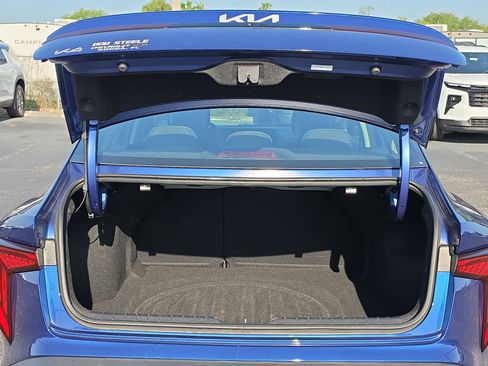Used 2025 Kia K4 FWD image 6