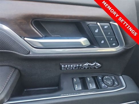 Certified 2025 Chevrolet Silverado 1500 High Country image 24