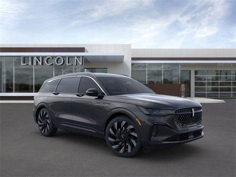 New 2024 Lincoln Nautilus Black Label w/ Jet Appearance Package (87T) image 8