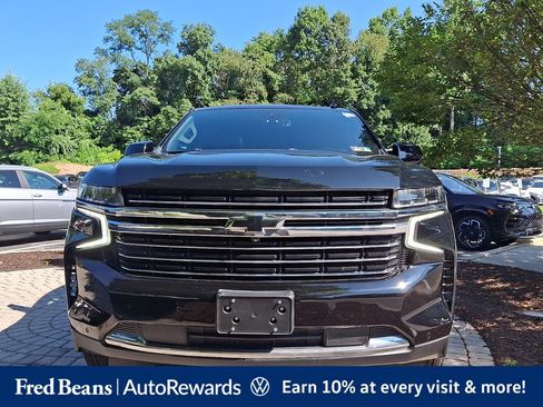 Used 2023 Chevrolet Tahoe LT w/ Luxury Package AWD/4WD image 2