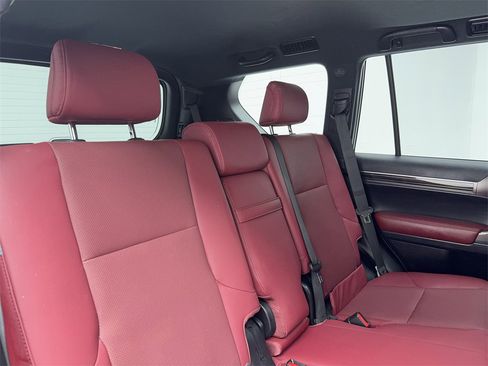 Used 2022 Lexus GX 460 Premium w/ Premium Plus Package image 48