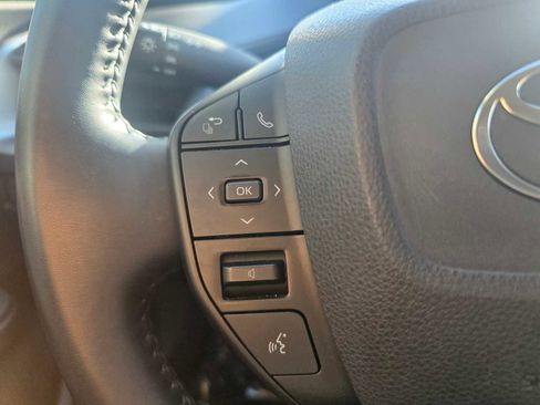 Used 2024 Toyota Prius LE image 31