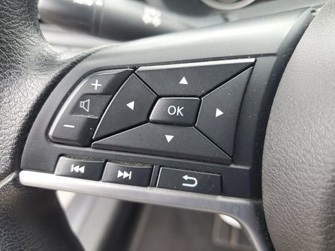 Used 2024 Nissan Altima 2.5 SV FWD image 10