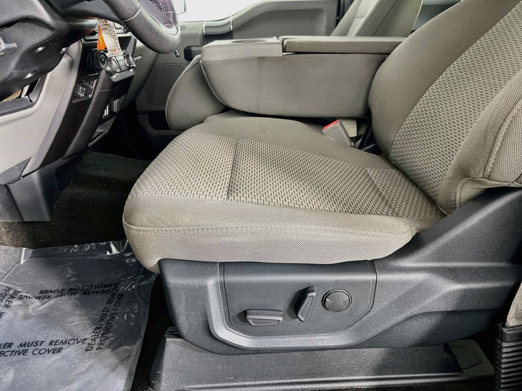 Used 2019 Ford F150 XLT w/ Equipment Group 302A Luxury AWD/4WD image 25