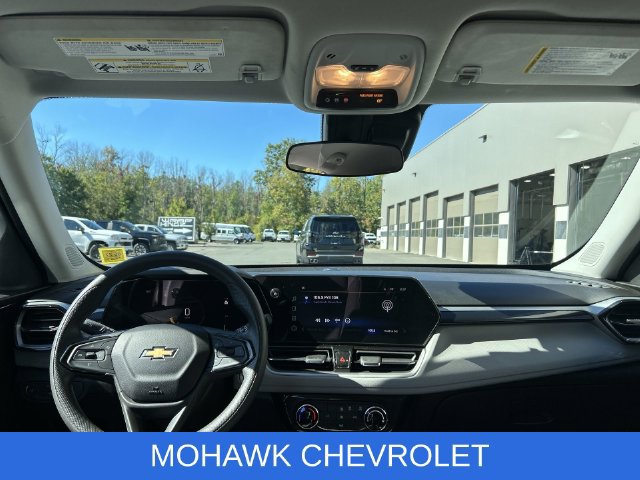 Used 2024 Chevrolet TrailBlazer LT FWD image 19