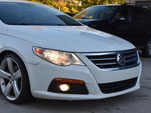 Used 2012 Volkswagen CC Lux Limited image 8