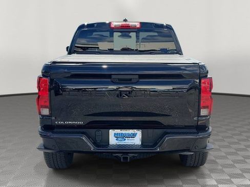 Used 2024 Chevrolet Colorado Trail Boss w/ Advanced Trailering Package AWD/4WD image 5