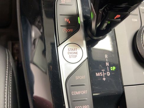 Used 2025 BMW X4 xDrive30i image 27