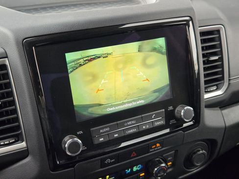 Used 2024 Nissan Frontier SV w/ SV Convenience Package image 18