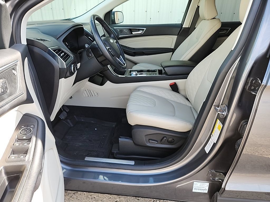 Used 2024 Ford Edge SEL w/ Convenience Package AWD/4WD image 30