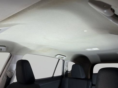 Used 2016 Toyota RAV4 LE image 32