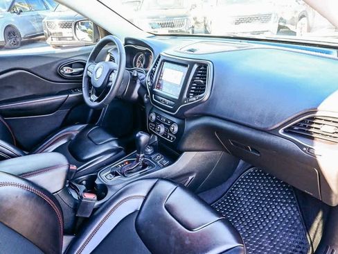 Used 2022 Jeep Cherokee Trailhawk w/ Sound & Nav Group image 20