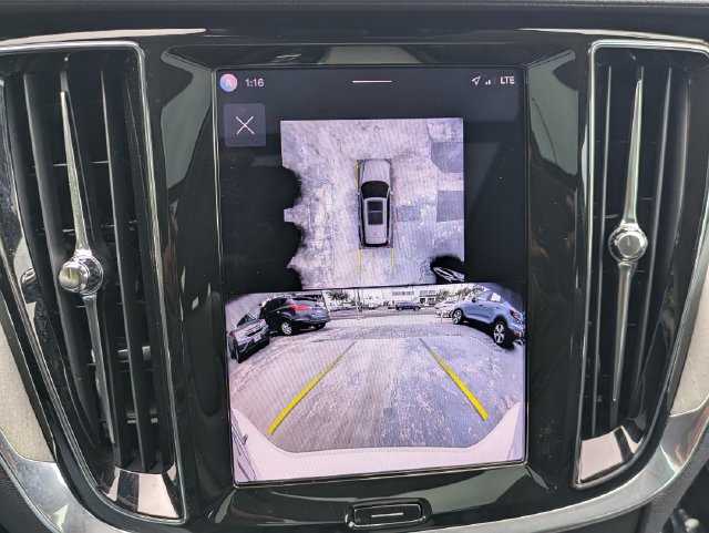 Certified 2025 Volvo V60 B5 Cross Country Ultra AWD/4WD image 23