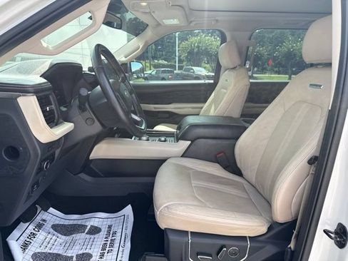 Certified 2024 Ford Expedition Max Platinum AWD/4WD image 9