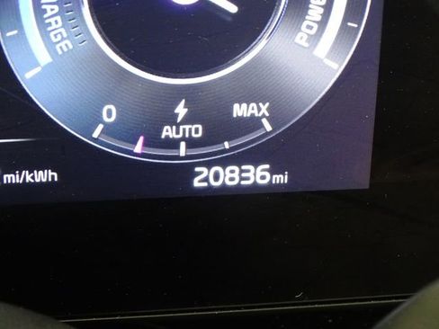 Certified 2023 Kia Niro Wave image 46