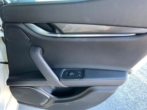 Used 2019 Maserati Ghibli RWD image 37