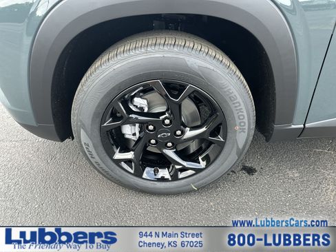 New 2026 Chevrolet Trax LT w/ Driver Confidence Package FWD image 10