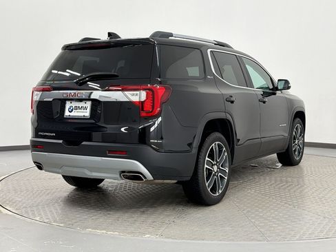 Used 2021 GMC Acadia SLT w/ Technology Package FWD image 9