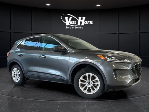 Used 2020 Ford Escape SE AWD/4WD image 1