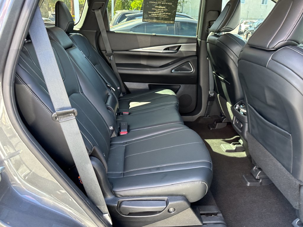 Certified 2023 INFINITI QX60 Luxe w/ Performance Audio Package AWD/4WD image 17