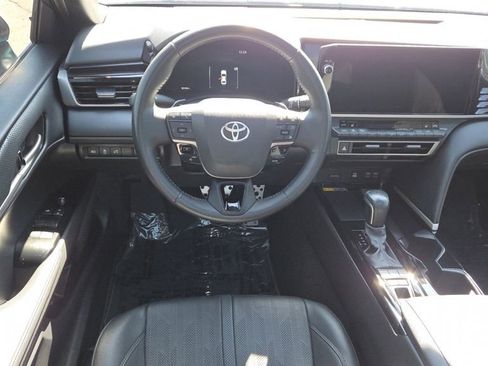 Used 2025 Toyota Camry XSE image 32