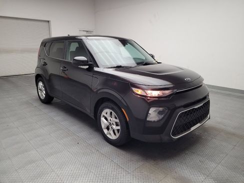 Used 2021 Kia Soul S image 13