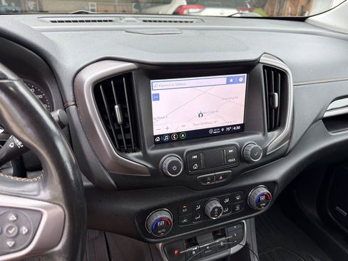Used 2022 GMC Terrain AT4 w/ Infotainment Package II AWD/4WD image 5