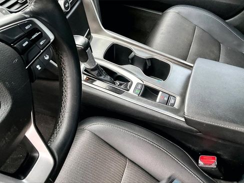 Used 2019 Honda Accord Sport image 13