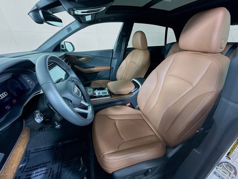 Certified 2025 Audi Q8 Premium Plus w/ Premium Plus Package image 5