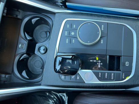 Used 2021 BMW 330e w/ Premium Package image 42