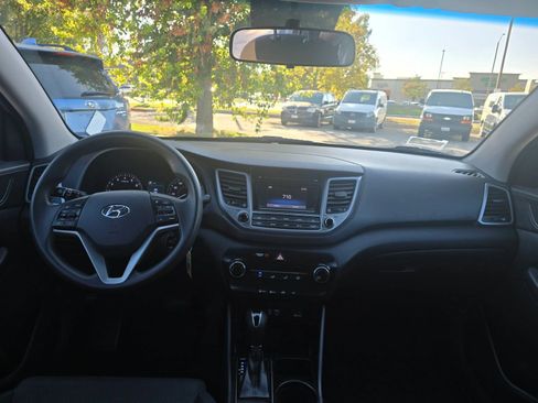Used 2017 Hyundai Tucson SE w/ SE Popular Package 02 FWD image 15